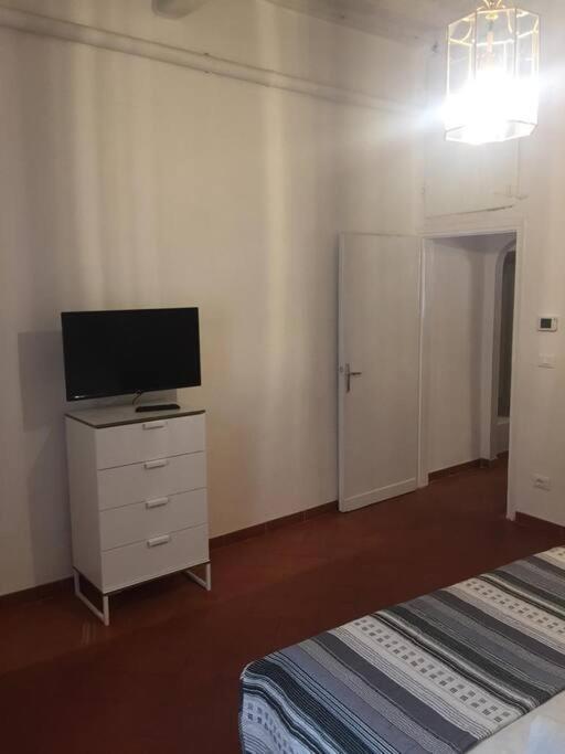 Living In Centro Storico Appartement Florence Buitenkant foto